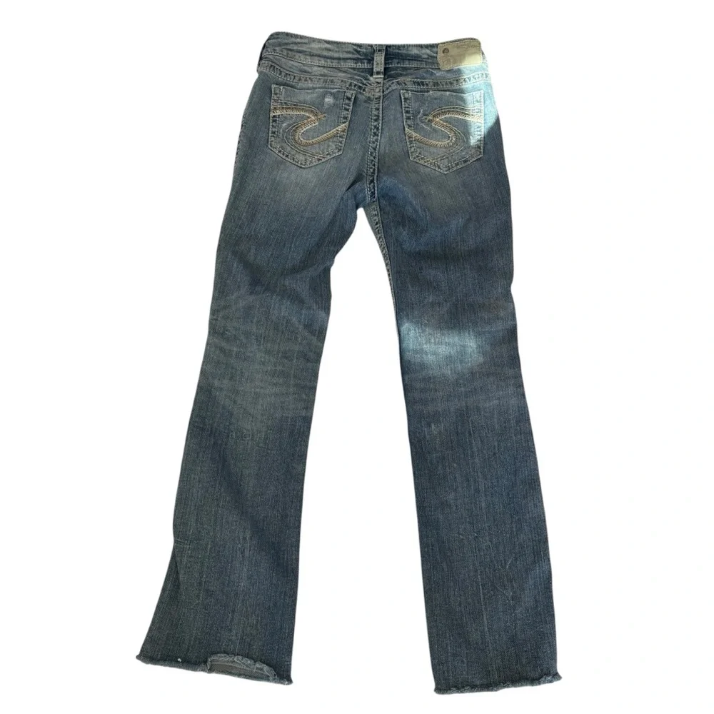 Silver Suki Washed Blue Straight Jeans with Knee Distress Fringe Hem Women’s 29 - Picture 3 of 10